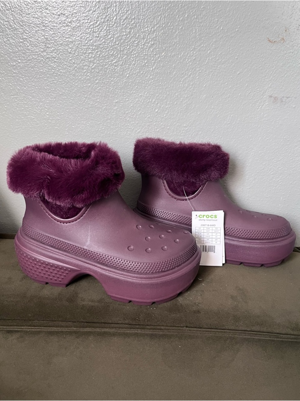 CROCS Plum Platform Fuzz Clog Boots
